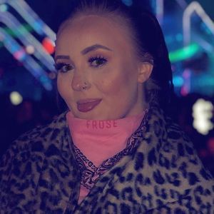 Meet your Posher, Gillian